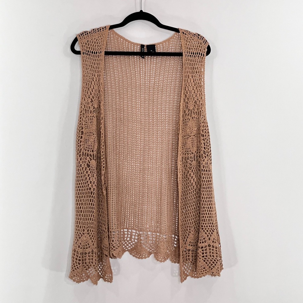 New Directions Woman Tan Crochet Open Front Vest Scalloped Hem Plus 1X Boho Tan